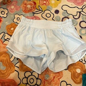 Hottie hot low rise 2.5 size two mint shorts